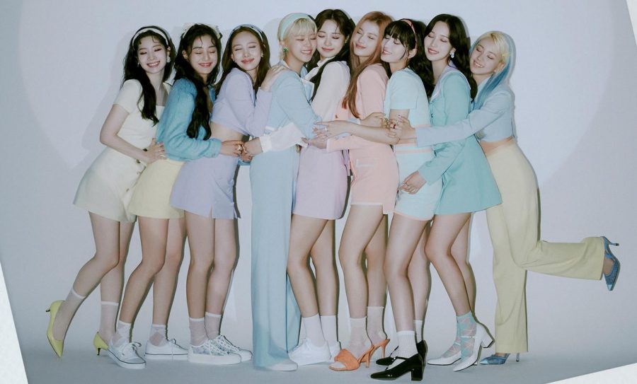TWICE+members+pose+together+cutely+for+their+album+shoot.+Featured+Left+to+right+is+Dahyun%2C+Jihyo%2C+Nayeon%2C+JeongYeon%2C+Tzuyu%2C+Sana%2C+Momo%2C+Mina+and+Chaeyoung.++Photo+from+%40JYPNation+on+Twitter