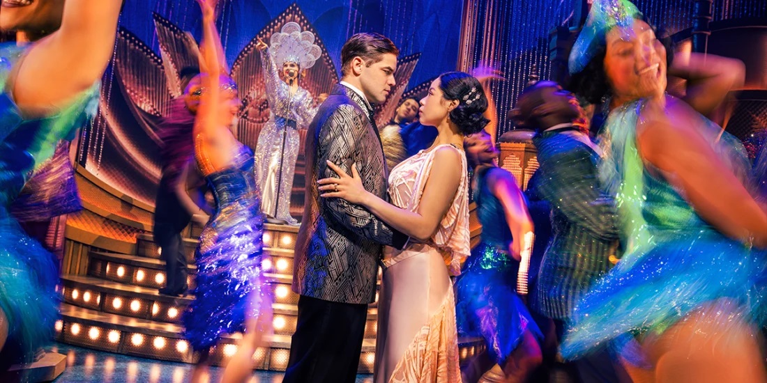 “The Great Gatsby” musical dazzles theatergoers