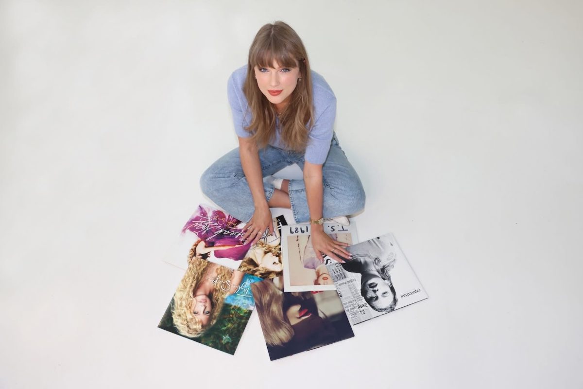 Taylor Swift announces she owns her music